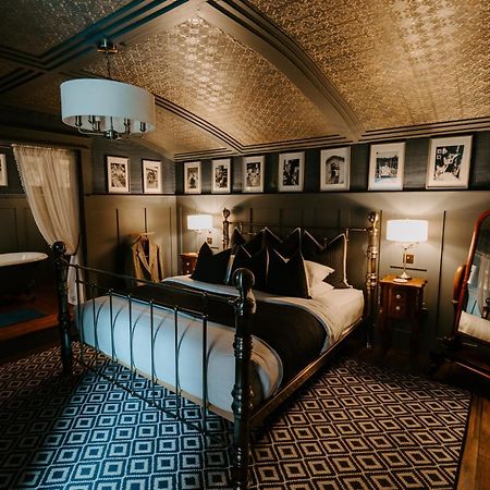 Sheddington Manor - 2 Bedroom Guest House & Cinema Belfast Extérieur photo