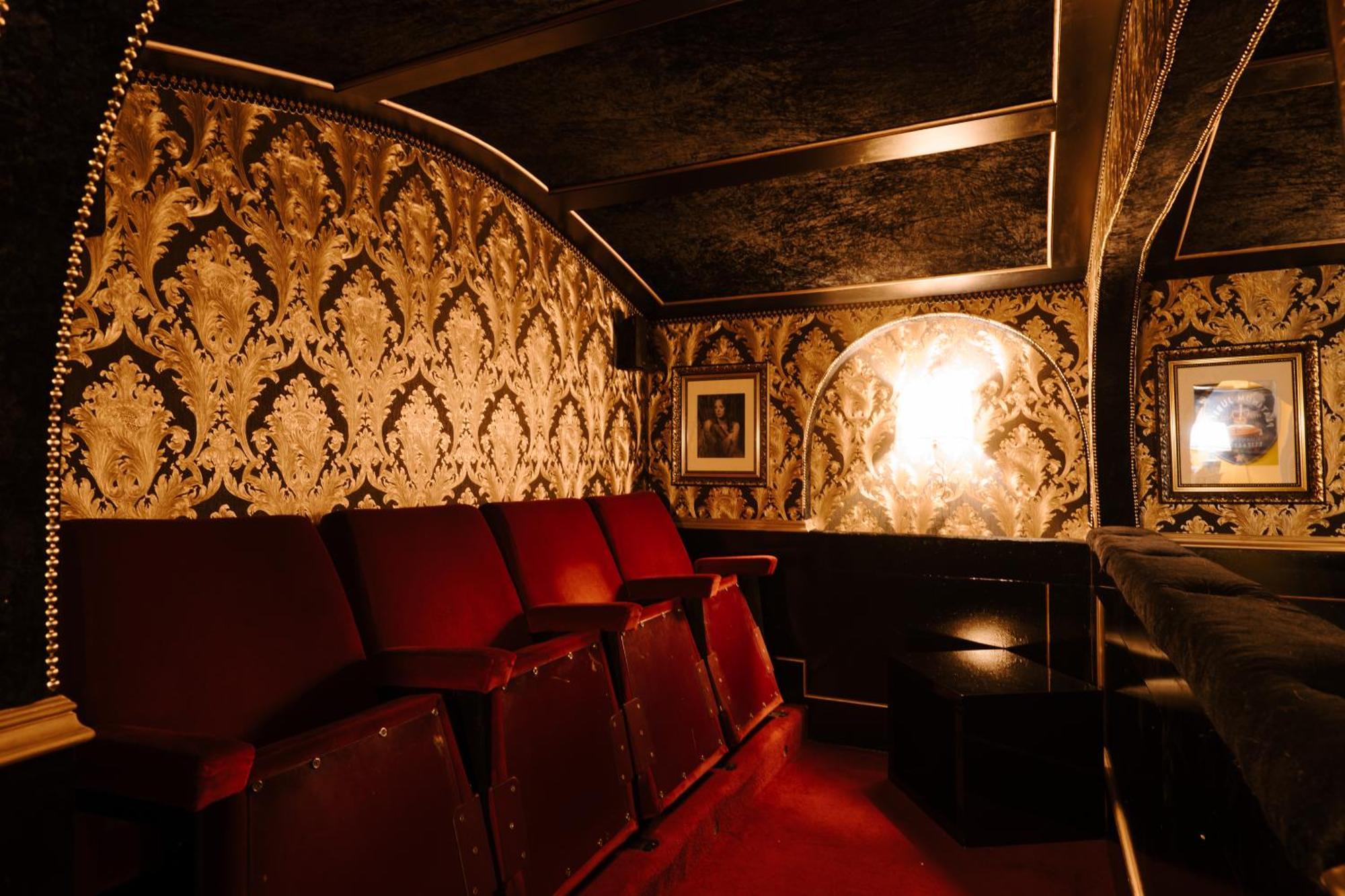 Sheddington Manor - 2 Bedroom Guest House & Cinema Belfast Extérieur photo
